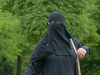 Foto ar kvinde i niqab